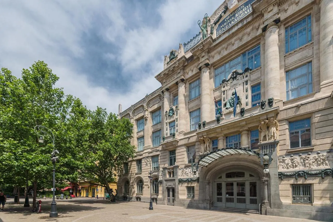 Apartment Music Academy Suite Cafe Vian Apartman Kft Budapest Hungary