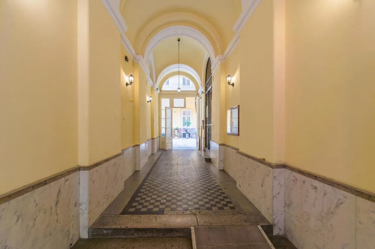 Apartment Music Academy Suite Cafe Vian Apartman Kft Budapest Hungary