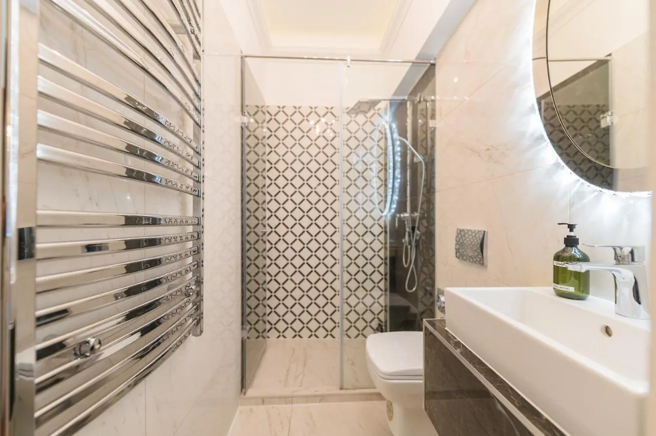 Music Academy Suite Cafe Vian Apartman Kft Budapest 0*,